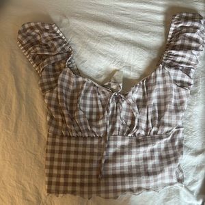 Plaid mesh material small top
